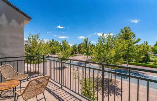 The Latitude Adjustment, located close to Golf,Sand Dunes, Reservoir & National Parks - Foto 3