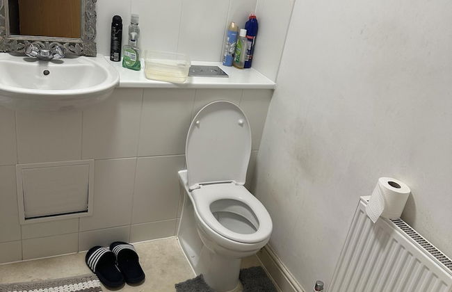 Immaculate 2-bed Apartment in Greenhithe - Foto 11