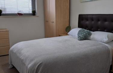 picturesque - 2 bedroom central flat - Photo 7