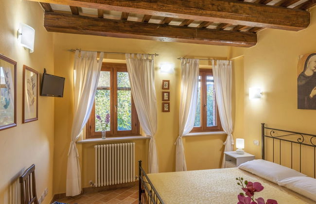 Beautiful Villa in Belforte All'isauro With Swimming Pool - Foto 4