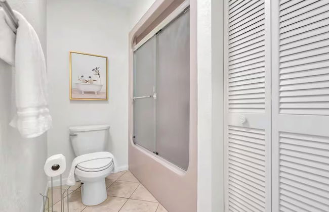 Golden Retreat: Expansive 6BR Home w Heated Pool ~ - Foto 62