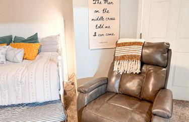 Cabin Sweet Cabin - Photo 13