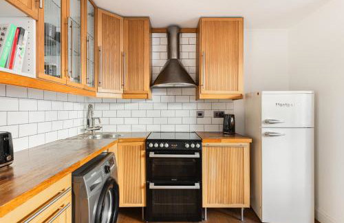 New! Lovely 1BR, 2 mins to St James Street Station - Foto 12