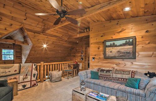 Lake Lure Log Cabin with Grill, Near Hiking! - Foto 19