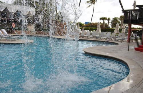 Ocean front 2 Bedroom and 2 Bathroom apartment at The Alexander Resort - Foto 22