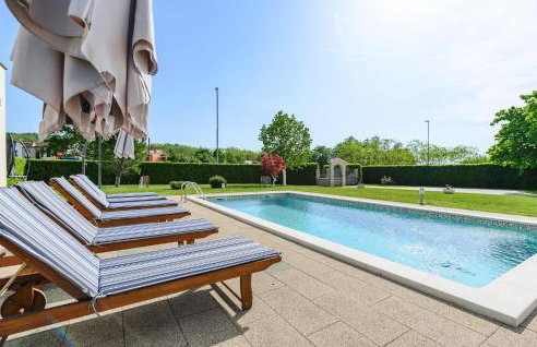 5 Bedroom Nice Home In Karojba - Foto 5