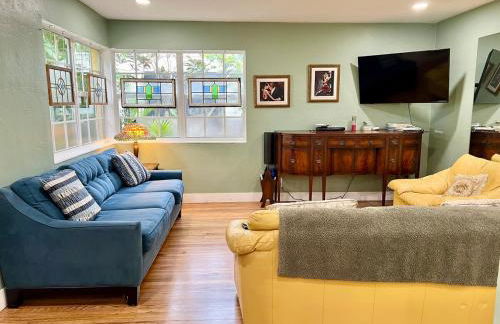 Tango Mango House with Private Hot Tub - Foto 46