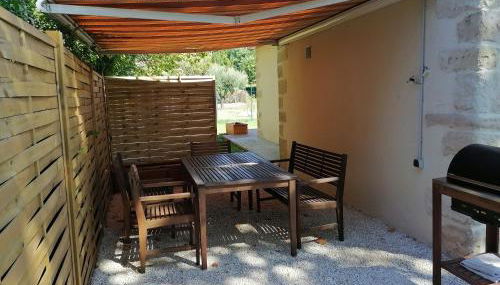 Petite Maison refaite à neuf proche plage - Foto 4