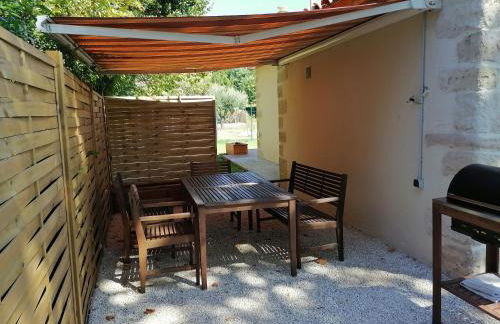 Petite Maison refaite à neuf proche plage - Foto 4