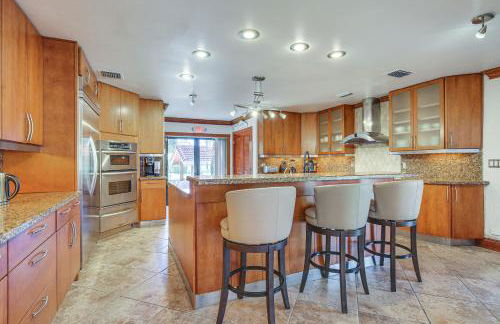 Pool and Hot Tub Spacious Villa in Coral Springs! - Foto 2