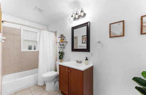 Modern Scottdale Escape Minutes to Atlanta - Foto 7