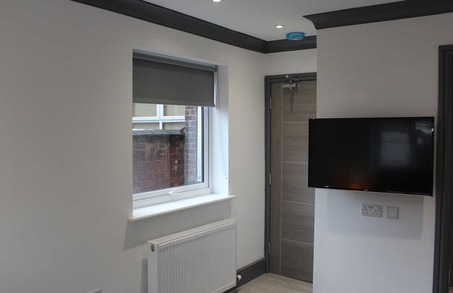 Townhouse @ 282 Walthall Street Crewe - Photo 8