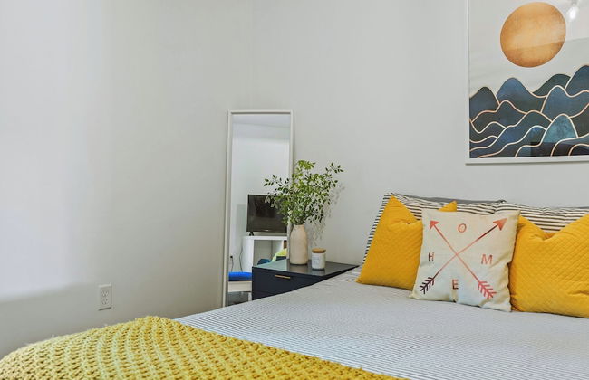 Lake Daze by Avantstay Lakefront w/ Modern Interior, Enclosed Porch & Hot Tub - Foto 31