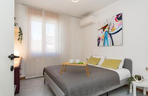 Villetta con balcone - vicino Linate e stazione - Photo 1