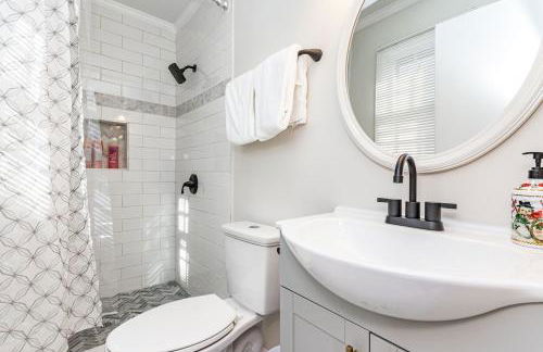 Raleigh house w master suite - 4min to Fenton - Foto 27