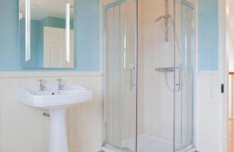 Beautiful mountain views & private hot tub - Foto 37