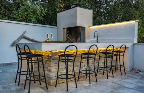 SPECIAL OFFER! NEW LUXURY APARTMENT with pool, fitness, outdoor bar&grill - Foto 30