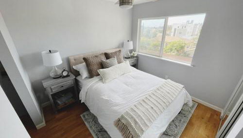 Bright & Quiet 1-Bed Condo with Balcony - Foto 3