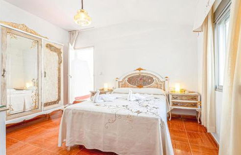 4 Bedroom Awesome Home In Zafarraya - Foto 7