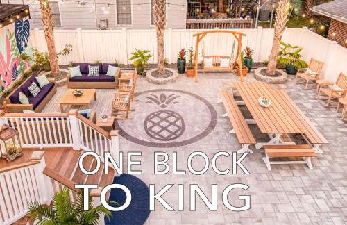 Charming Secluded Courtyard - 1 BLOCK TO KING - Foto 2