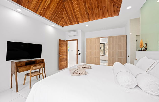 Luxury Balinese Private Pool Villa-KBR12 - Photo 4