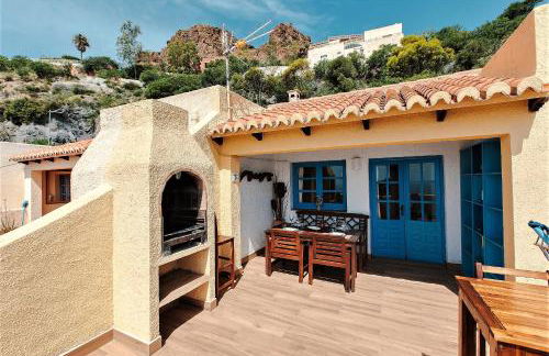 House with Terrace, Amazing views and Private Shared Pool - Foto 8