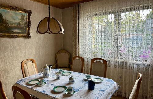 Charming, bright family home with conservatory - Foto 34