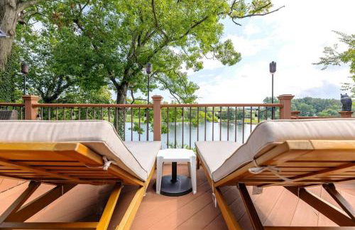 Relaxing Lakefront Retreat w/ Hot Tub & Dock - Foto 50