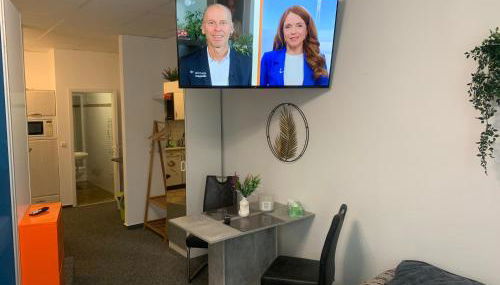 Best Preis City Apartment Stadtzentrum Wittenberge Modernes Ambiente max 2 Personen Einzelbetten voll ausgestattet mit Prime und WLAN - Foto 4