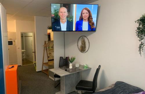 Best Preis City Apartment Stadtzentrum Wittenberge Modernes Ambiente max 2 Personen Einzelbetten voll ausgestattet mit Prime und WLAN - Foto 4