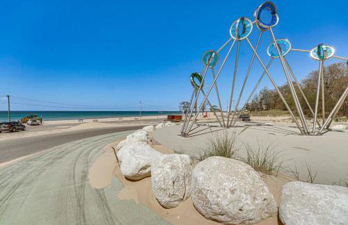 Walk to Beach Lake Michigan Getaway! - Foto 34