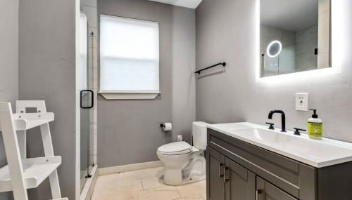 ADU Washer and Dryer Kitchen Walk Bishop Arts - Foto 4