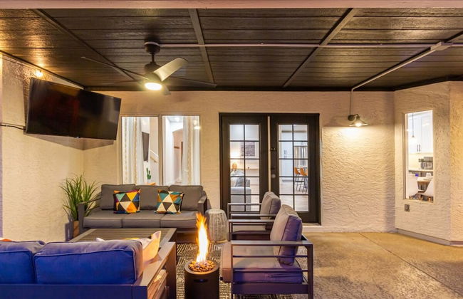 Modern Mesa Oasis Free Heated Pool Al-fresco Living - Photo 39