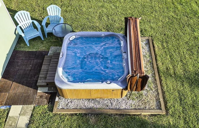 Charming 2br Hot Tub Getaway 2 Bedroom Home - Foto 17
