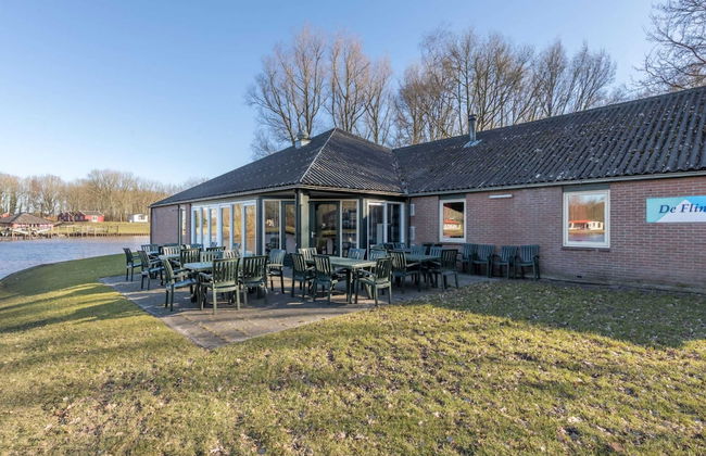 Well Furnished Home for Groups with Dishwasher near Water - Foto 21