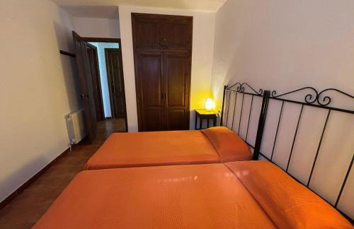 Casa con Gran Jardín Privado y Piscina Comunitaria en Torroella de Montgrí - ES-323-44 - Foto 7