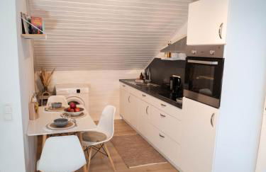 COZY&RELAX APARTMENT-Balkon Küche Parkplatz WIFI Netflix - Foto 13