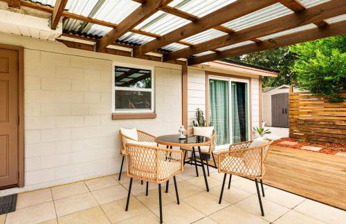 Light & Cozy Oasis with Private Pool and Hot Tub - Foto 47