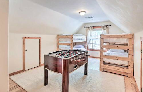 Spacious Lake Arrowhead Home with Putting Green - Foto 31