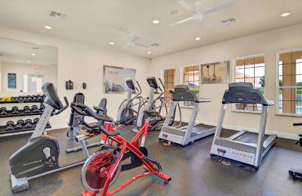 Trendy Thematic 3BR Townhouse with Private Pool - Foto 57