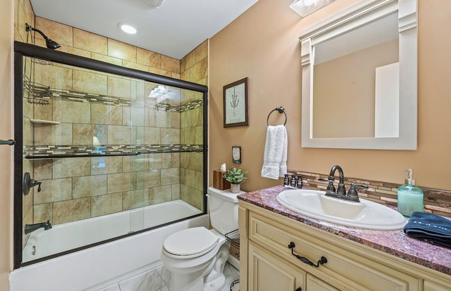 The Four Seasonal by Avantstay Hot Tub Spacious Deck Fire Pit - Foto 22