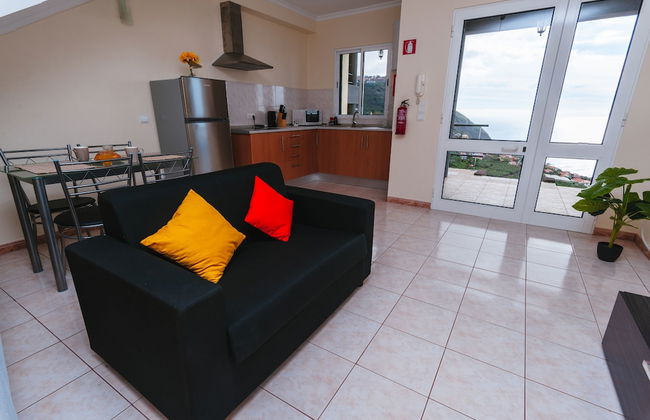 O Meu Sorriso Calheta Holiday Apartments - Foto 26