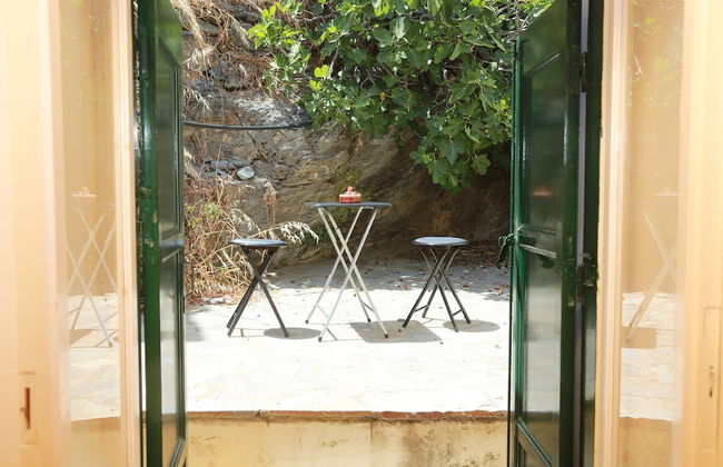 Mary's Villas - Photo 33