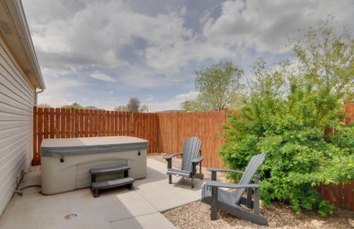 Utah Retreat - Hot Tub, Deck and Near National Parks - Foto 1