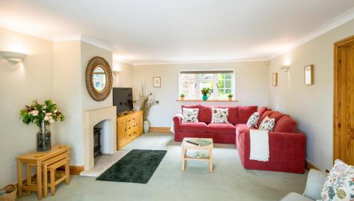 Croft House Sleeps 14 ꕤ Country Views nr Salisbury - Foto 2