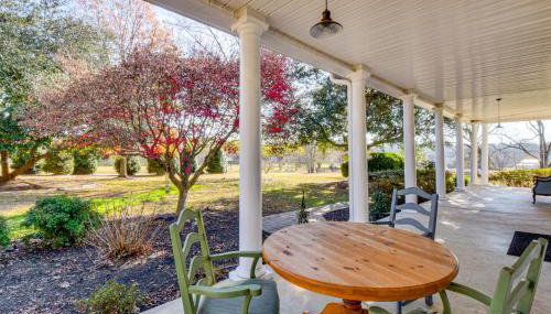 Historic Farmhouse with Modern Amenities and Hot Tub - Foto 3