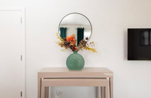 Stunning two bedroom house close to Durham and A1 - Photo 9