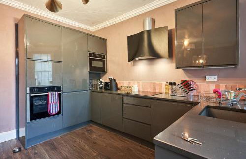 3 Bedroom Apartment - Historic Old Town - Foto 25