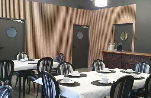 Gîte de Groupe jusqu'à 36 Pers., Jardin et Wifi - FR-1-489-603 - Foto 8