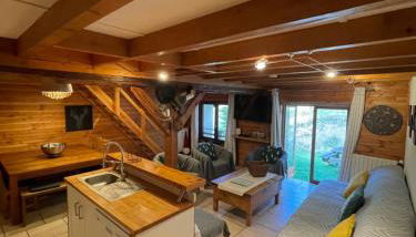 Le CHAL HEUREUX bel appartement dans vieille ferme de montagne rénovée - Foto 5